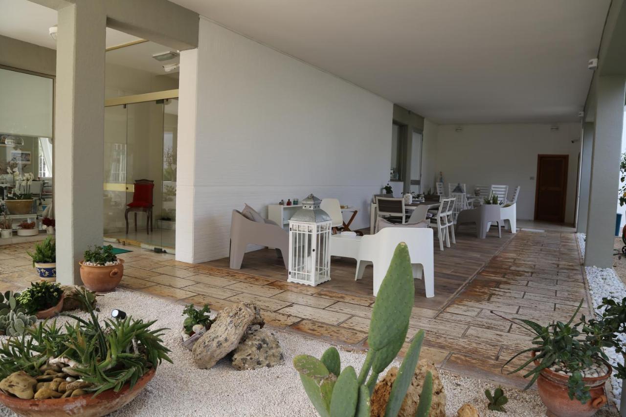 Viro House Bed and Breakfast Squinzano Eksteriør billede