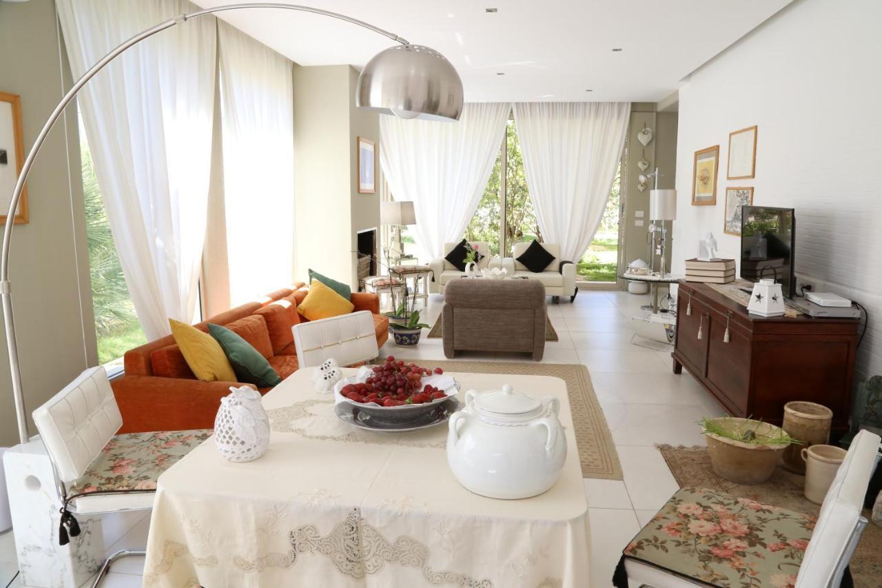 Viro House Bed and Breakfast Squinzano Eksteriør billede