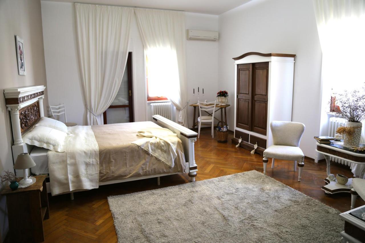 Viro House Bed and Breakfast Squinzano Eksteriør billede